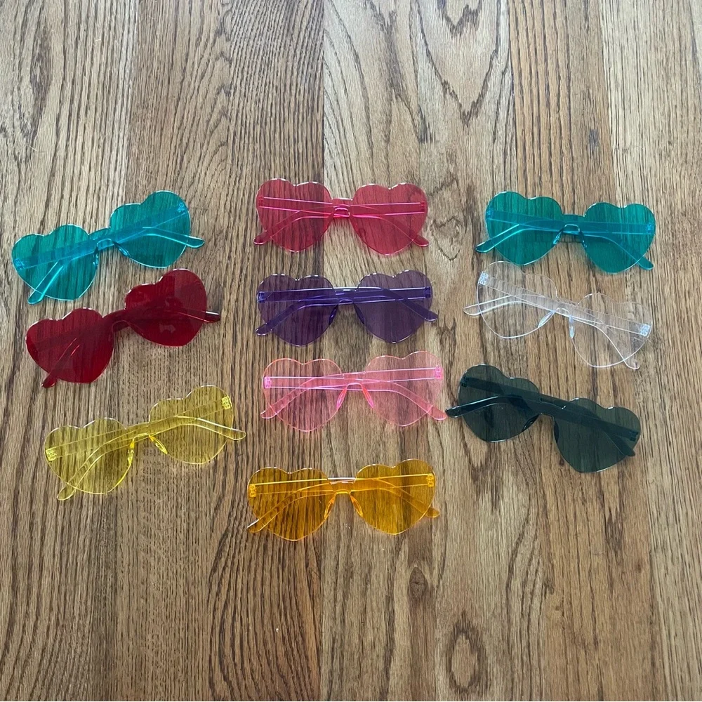 10 Novelty clear heart shaped glasses